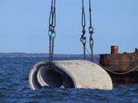 نشر الأنابيب 2001